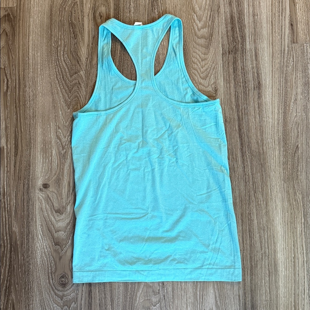 Under Armour Racerback Tank Top - Picture 3 of 3